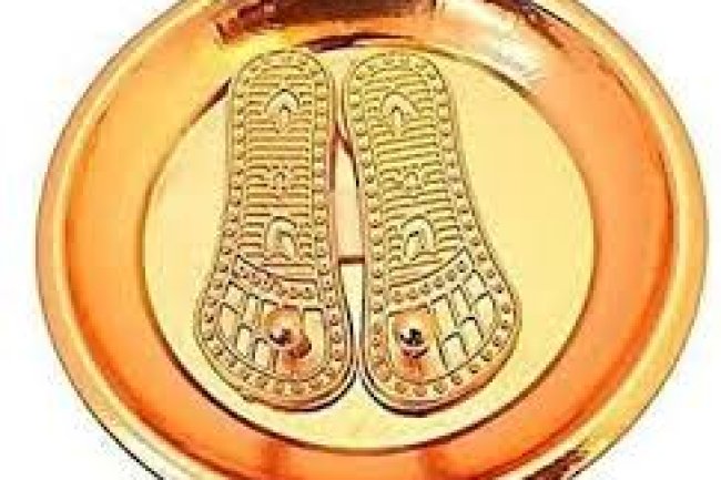 ऐसी पादुका की स्थापना से घर में आती है बरकत