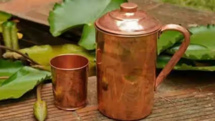 तांबे में ये चीजें नहीं है जहर से कम, जानें किन्हें पीने से करें परहेज
