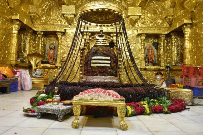 सोमनाथ ज्योतिर्लिंग – 12 शिव ज्योतिर्लिंगों में प्रथम की दिव्य गाथा