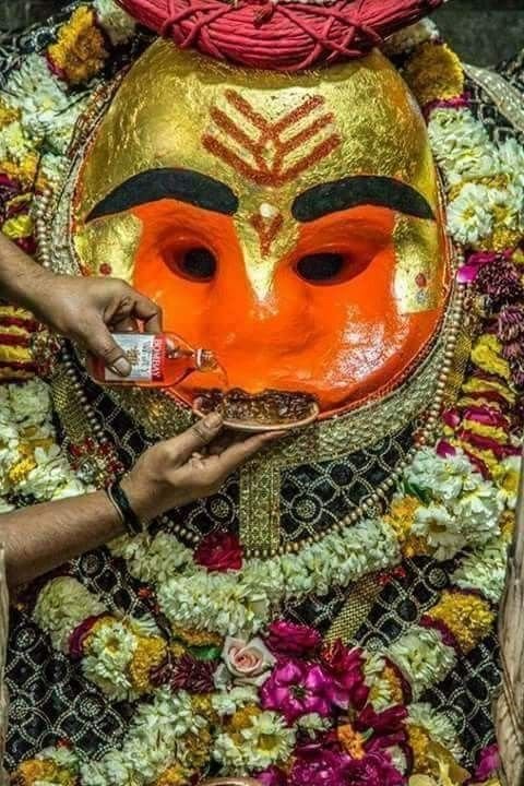 काल भैरव: समय के देवता की रहस्यमयी कथा और चमत्कारी शक्तियाँ